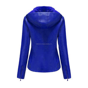 แจ็คเก็ตผู้หญิงหนังรอยัลสีน้ำเงินมีฮู้ดเงางามพร้อมกระเป๋าซับในเชอร์ปาและซิปเพื่อความสบายและสไตล์สำหรับฤดูหนาว - Product Image 2