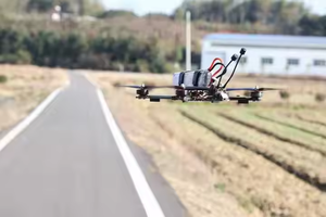 Dron con Cámara FPV de 7 Pulgadas, Plegable, 4 en 1, Mini Aeronave RC, Control Remoto, Navegación, Batería, Kit de Dron con Brazo de 5 mm - Product Image 4