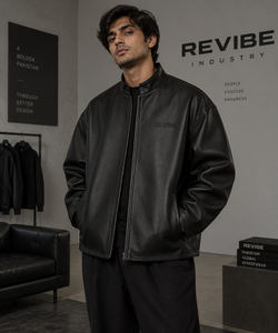 Blouson de motard en cuir noir surdimensionné pour homme, style minimaliste de luxe, en cuir véritable, logo personnalisé sur le devant, fournisseur OEM - Product Image 1