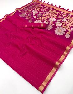 Elegante y Moderno Latkan de Algodón Muga Suave con Bordado Artesanal para Mujer, Saludable, de Secado Rápido, Protección Solar, 5.5 Metros - Product Image 4