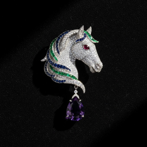 Broche personnalisée en forme de cheval, pendentif en métal, bijou animalier, breloque gravée avec pierre précieuse, plaqué argent, pour cadeaux de mariage, fiançailles, fêtes - Product Image 1