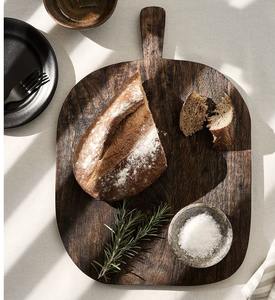 Tabla de cortar profesional de madera para uso intensivo en la cocina, con base resistente y una experiencia de corte suave. - Product Image 3