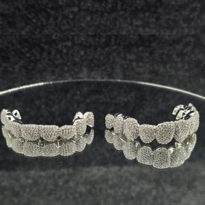 Grillz de Moissanita Personalizados, Dientes de Plata Sólida S925, Oro de 10K, Joyería Hip Hop Iced Out para Compromiso y Boda, para Hombres y Mujeres - Product Image 1