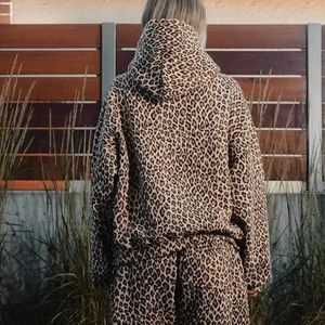 Custom <b>Leopard</b> <b>Print</b> Hoodies Men Oversized Applique Lettering Heavyweight Fleece Pullover Streetwear OEM Cheetah <b>Sweatshirt</b> - Product Image 3