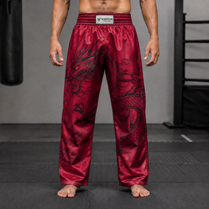 Pantalon de kick-boxing premium conçu avec un tissu léger et respirant pour l'entraînement, le sparring et la compétition professionnelle - Product Image 1