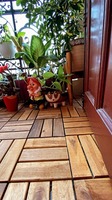 Dalles de terrasse emboîtables en bois d'acacia de style moderne, 18 mm, 300*300 mm, surface texturée brossée, garantie 5 ans pour l'extérieur et la maison