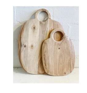 Planche à découper en bois naturel personnalisée pour couper le fromage et la viande, planche à découper et à charcuterie tendance, accessoires de cuisine - Product Image 2