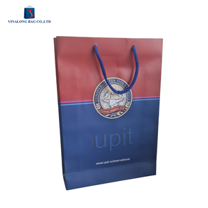 Sacs de shopping en papier kraft de luxe OEM ODM, écologiques, imperméables, résistants, pour l'emballage de vente au détail - Product Image 6