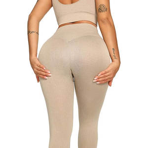 ชุดออกกำลังกายสำหรับผู้หญิง ชุดโยคะไร้ตะเข็บ กางเกงเลกกิ้งและเสื้อชั้นในกีฬาแบบมีฟองน้ำเสริม ผ้าเนื้อนุ่ม สีกากี สวมใส่สบาย - Product Image 4