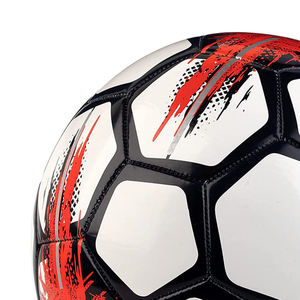Balón de Fútbol de Entrenamiento de Calidad Oficial con Logotipo Personalizado, Balón de Fútbol con Diseño Rojo, Negro y Blanco - Product Image 5