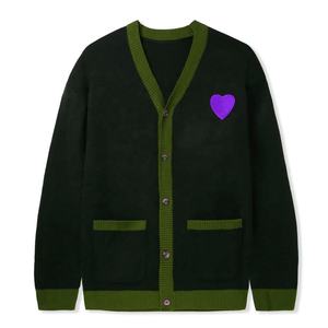Cardigan noir à col en V pour femme avec applique cœur rouge, pull tricoté à manches longues, tenue décontractée d'automne, 100 % acrylique - Product Image 5