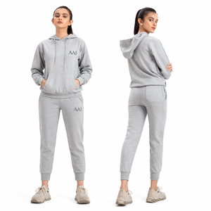 Ensemble sweat à capuche et pantalon de jogging gris chiné pour femme, personnalisable avec logo, vente en gros, fabricant d'ensembles de sweats à capuche pour femme - Product Image 1