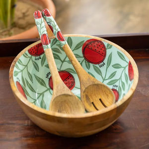 Juego de Regalo con un Impresionante Diseño Hecho a Mano, Tazón Grande de Madera para Servir con Tapa y Cucharas, Colibrí - Artesanía Natural de la India. - Product Image 1
