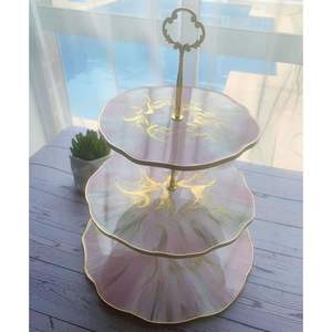 Support à gâteau en résine écologique de qualité supérieure, compatible lave-vaisselle, idéal pour la présentation de gâteaux d'anniversaire, la décoration de tables de mariage et les desserts - Product Image 2