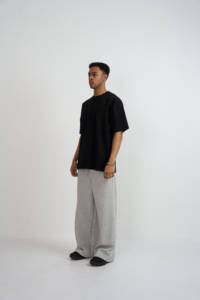 T-shirt Oversize Premium de Luxe Streetwear 300 GSM 100% Coton Lourd Vierge Prêt à Expédier Vente en Gros - Product Image 4