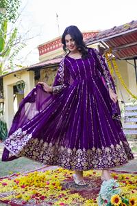 เทศกาลเปิดตัวสินค้าใหม่ ชุดยาวแบบซัลวาร์ คามีซ ผ้าฟ็อกซ์จอร์เจตต์ ประดับด้วยงานปักเลื่อมหนา 5 มม. เหมาะสำหรับงานปาร์ตี้ - Product Image 2