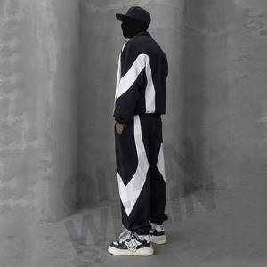Ensembles deux pièces pour hommes 2026 – Survêtements personnalisés en nylon, pantalons amples, ensembles de survêtements en nylon sur mesure pour hommes - Product Image 2