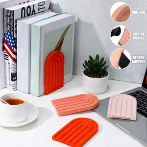 Sujetalibros de madera estilo boho con diseño de arcoíris, soporte decorativo antideslizante y bonito para libros pesados, ideal para el regreso a clases. - Product Image 2