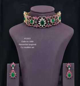 Collier ras du cou et boucles d'oreilles en zircone cubique 11613, plaqué or, laiton, bijoux géométriques, design floral classique, pour mariage et soirée - Product Image 2
