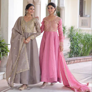 Traje de Gala para Mujer con Dupatta, Diseño Premium, Listo para Usar - Product Image 1