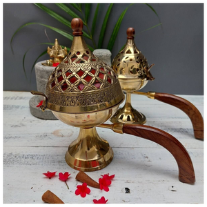 Brûleur d'encens traditionnel en laiton, écologique, pour un style de vie spirituel, avec finition antique, pour la méditation et la prière - Product Image 2
