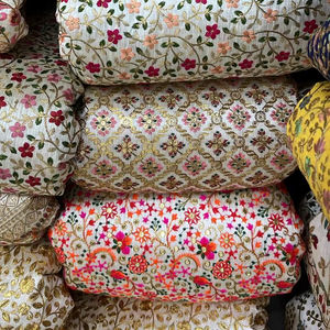 Tissu Fendy brodé respirant au toucher doux, vêtements de mariage, décoration intérieure, style élégant, accessoires de meubles de luxe non tissés - Product Image 1