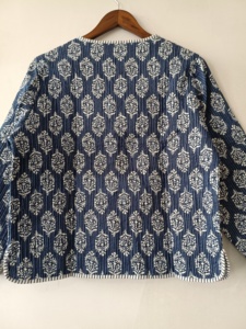 Veste en coton matelassée patchwork, manteau bohème réversible - Product Image 5