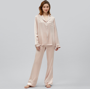 Conjunto de Pijama de Seda para Mujer, Sexy, con Bordado a Máquina, Manga Larga, Logotipo Frontal, 100% Seda Natural - Product Image 4