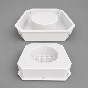 Moule en plastique pour dalle de béton préfabriquée avec ouverture circulaire - Product Image 1