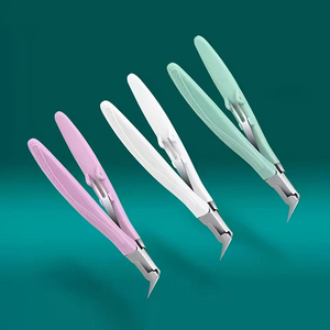 Tijeras de Manicura Profesionales de Acero Inoxidable de Marca Privada, Coloridas, Antideslizantes, para Eliminar Cutículas y Piel Muerta, Cortaúñas - Product Image 3