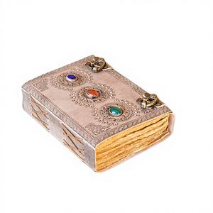 Diario de Cuero Clásico Tamaño A5 con Encuadernación Cosida, Organizador/Planificador con Papel de Borde Rústico para Notas Diarias o Diario Personal - Product Image 1