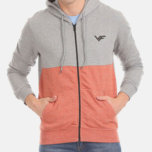 Sweat à capuche moderne pour homme, style décontracté et élégant, avec poches avant et fermeture éclair intégrale. - Product Image 1