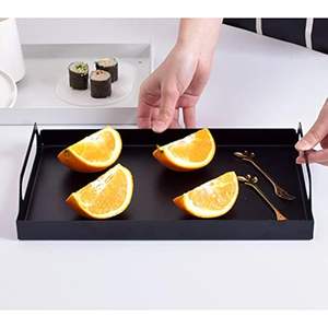 ถาดโลหะงานฝีมืออินเดียระดับพรีเมียมสำหรับเสิร์ฟอาหารและรับประทานอาหาร เหมาะสำหรับเพิ่มความสวยงามให้กับโต๊ะอาหารและยกระดับบรรยากาศภายในบ้าน - Product Image 1