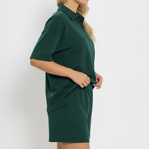 Ensemble polo et short pour femme en jersey 100% coton, OEM/ODM, avec logo personnalisé sérigraphié, dentelle brodée, coupe oversize à épaules tombantes, séchage rapide - Product Image 3