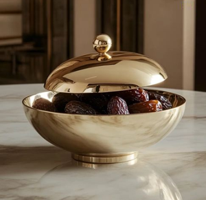 Bol à dattes de taille moyenne en forme de fruit, finition argentée, avec feuille métallique, vaisselle de Ramadan, bol de table, bol de service alimentaire - Product Image 2