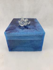 Caja de Joyería de Resina Floral Hecha a Mano de Primera Calidad, Organizador Decorativo para Guardar Objetos Pequeños, Contenedor de Regalo de Resina Personalizado - Product Image 6