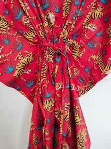 Robe kaftan en coton indien à imprimé tigre, faite à la main, confortable, style bohème, idéale pour la plage - Product Image 4