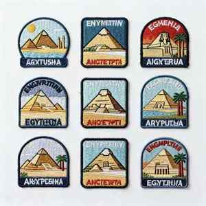 Patch brodé personnalisé avec logo, en gros, avec colle thermocollante résistante et support Velcro amovible pour vêtements et accessoires - Product Image 5