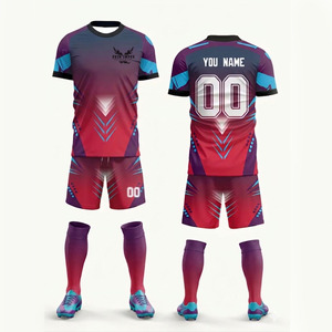 Ensemble de maillot de football Ekin Impex pour homme, manches courtes, dégradé violet-rouge, sublimé, séchage rapide, uniforme sportif adulte toutes saisons - Product Image 1