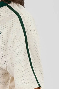 เสื้อยืดคอวีสำหรับผู้หญิงเสื้อยืดตาข่ายทรงครอปตาข่ายสีขาวมีความต้องการสูง - Product Image 6