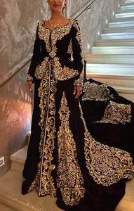Magnifique veste Karakou noire et or brodée avec traîne, ensemble de robe de mariée traditionnelle pour femme, coupe régulière, en crêpe banane - Product Image 3