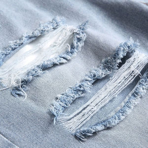 กางเกงยีนส์ขาสั้นสีน้ำเงินฟอกอ่อนสไตล์วินเทจสำหรับผู้ชายแฟชั่นใหม่ปี 2026 กางเกงขาสั้นลำลองผ้าฝ้ายสำหรับฤดูร้อน ผลิตในปากีสถาน - Product Image 2