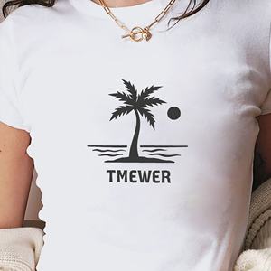 Camiseta corta de moda minimalista para mujer con tema de playa o tropical - Product Image 3