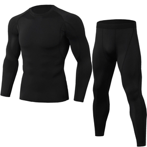 Ensemble de rashguards MMA et BJJ sur mesure, vêtements de compression pour le combat, t-shirts de kickboxing et de Muay Thai en polyester, fabriqués au Pakistan - Product Image 2