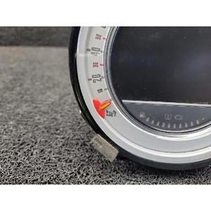 Mini Panel de Instrumentos con Velocímetro y Pantalla de Navegación, Usado, OEM 217149401 - Product Image 2