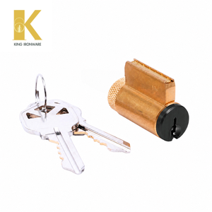 Cylindre de serrure en laiton de 32 mm personnalisé avec gorge KW, noir mat, accessoires optionnels disponibles - Product Image 1