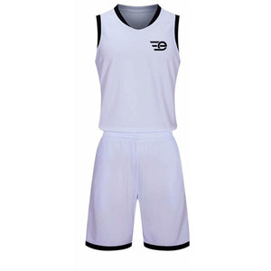 Uniforme de Baloncesto Cómodo de Alta Calidad con Logotipo Personalizado, Uniforme de Baloncesto de la Mejor Tela Suave - Product Image 1