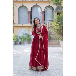 Vestido de Chifón con Corte en A y Dupatta con Bordado de Lentejuelas para Fiestas - Product Image 5