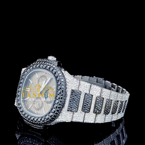 Montre de luxe sportive et élégante en acier inoxydable avec mouvement à quartz analogique ETA, sertie de diamants Moissanite VVS noirs et blancs - Product Image 2