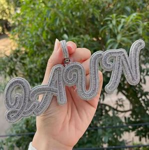 Nouvel Arrivage Collier Prénom Personnalisé - Pendentif Lettre Baguette Sertie de Pierres CZ Taille Carrée, Pendentif Fin - Product Image 6